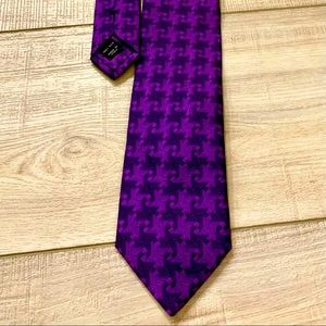 Joseph by Jos. A. Bank Purple Tie 100% Silk Worn Once Excellent Shape